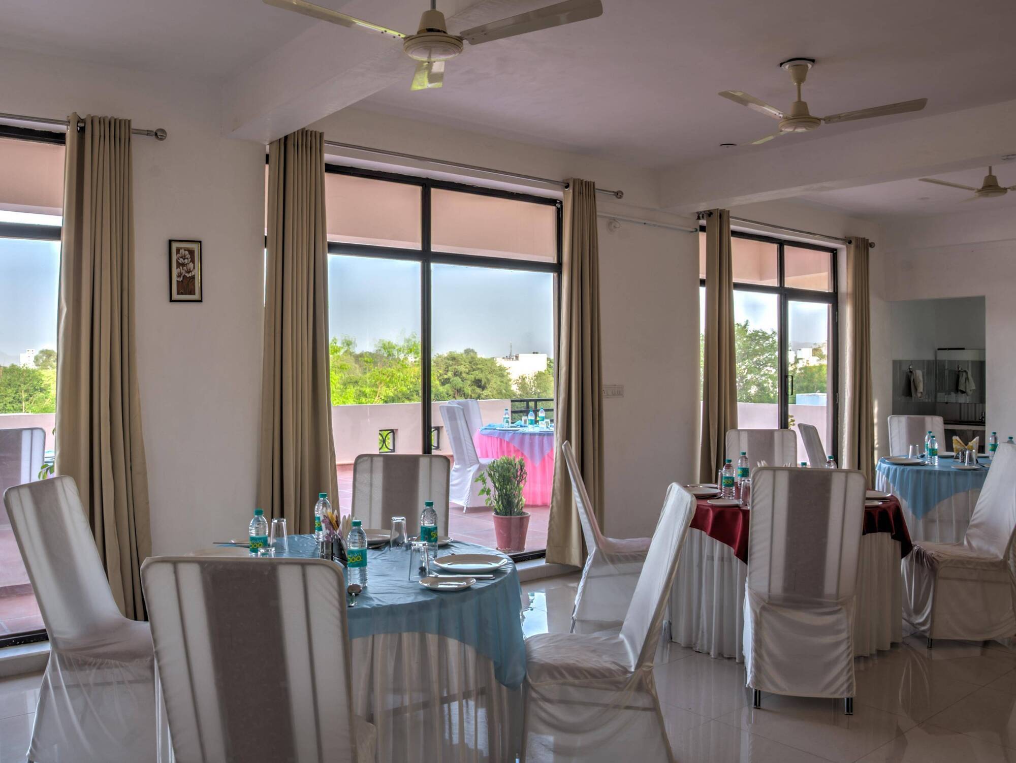 The Park Classic Udaipur Luaran gambar